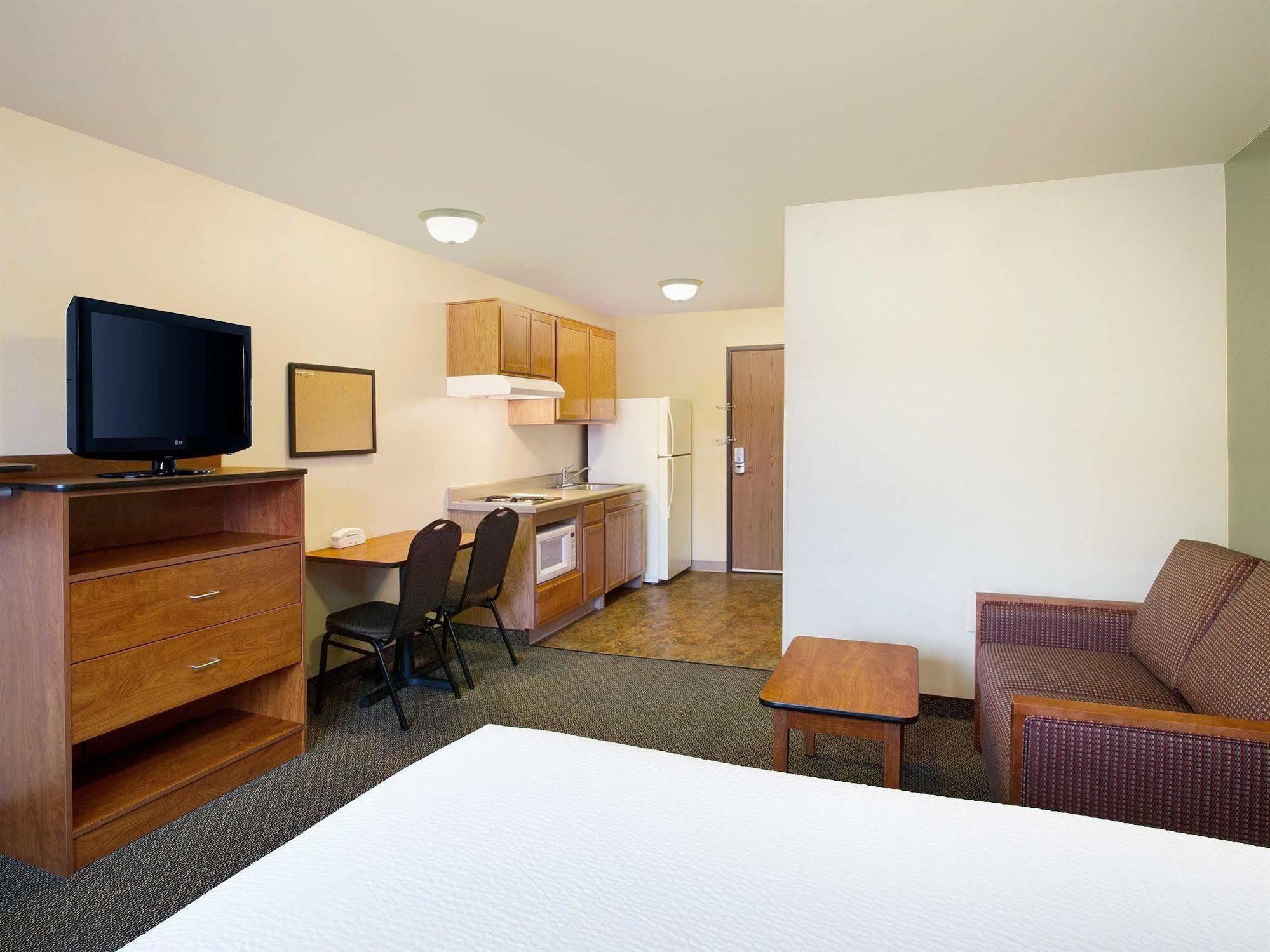 Woodspring Suites Raleigh Northeast Wake Forest Exterior foto